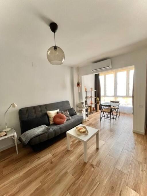 Apartamento Acogedor Estudio 650 M De Playa *